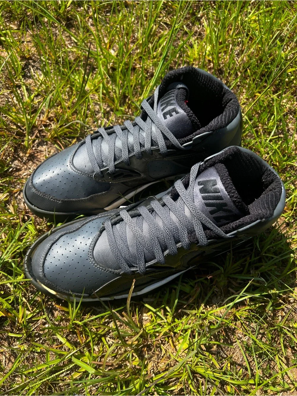 CLEAN Nike size 11 Mens Air Trainer SC Dark Grey 2010 shoes